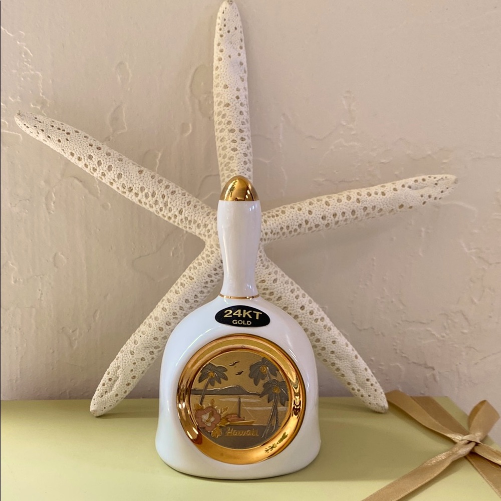 Chokin Art 24KT Gold Hawaii Souvenir Bell